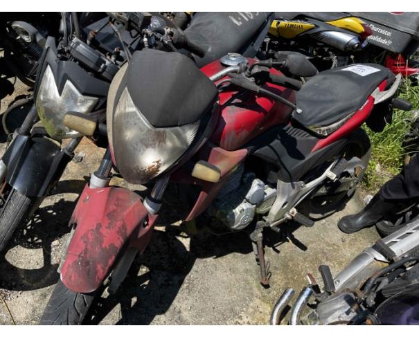 Foto de ANGRA DOS REIS/RJ-VEÍCULO CONSERVADO-HONDA/CB 300R-2014/2015