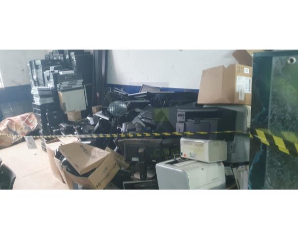Foto de ITABIRITO/MG - Sucata de Material de Informática e eletroeletrônicos