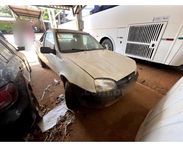 Foto de LAVRAS/MG - FORD COURIER L 1.6 - 2009/2009 -COR : BRANCO