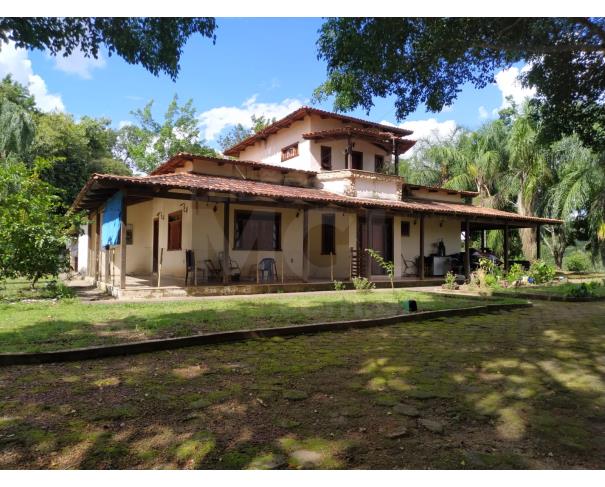 Foto de SÃO GONÇALO DO PARÁ/MG – Sítio com 19.88.00 hectares (198.800m²) frente para BR—262 