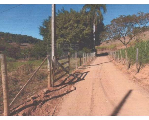 Foto de MURIAÉ/MG — Terreno Rural 4.47.00 hectares com casa Distrito de Boa Família— PA4442