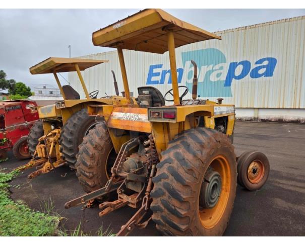 Foto de LONDRINA/PR - TRATOR AGRÍCOLA 4X2 MARCA CBT, MODELO 8440