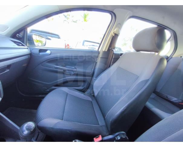 Foto de ITAÚNA/MG- VW NOVO GOL TL MCV 2018/2018- PA13237