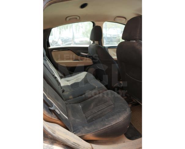 Foto de BELA VISTA DO TOLDO/SC - Fiat Linea Essence 1.8, 2014/2015
