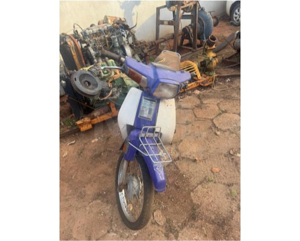 Foto de EDÉIA/GO - SUCATA - HONDA C100 DREAM - 1998/1998