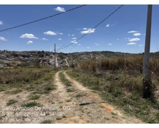 Foto de SANTO ANTÔNIO DO AMPARO/MG — Lote com área de 208m² no Residencial Ouro Branco