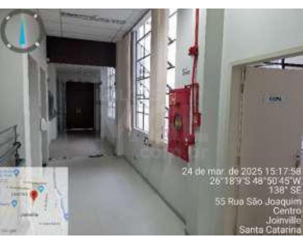 Foto de JOINVILLE/SC - Sala Comercial com 460,60m² no Ed. Manchester no Centro