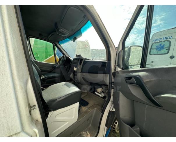 Foto de RIO DAS OSTRAS/RJ - ESPECIAL CAMINHÃO AMBULÂNCIA MERCEDES-BENZ / 415 MARIMAR A