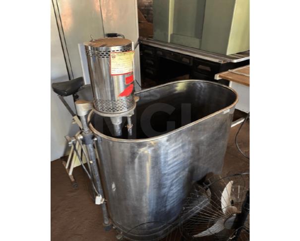 Foto de PONTES GESTAL/SP - Biombo Plumbifero, Bicicleta fixa para fisioterapia, Bomba de Sucção odontológica, Turbilhão para fisioterapia