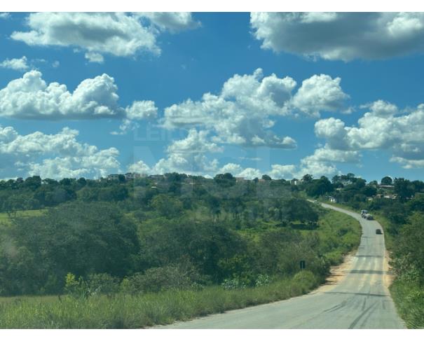 Foto de DIVINÓPOLIS/MG — Terreno com 6.08.13 hectares (60.800m²) próximo a área urbana 