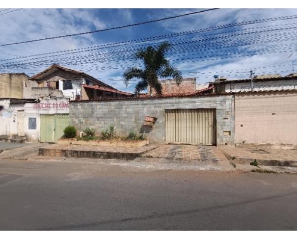 Foto de SETE LAGOAS/MG — Casa com 3 quartos (F1555506505442)