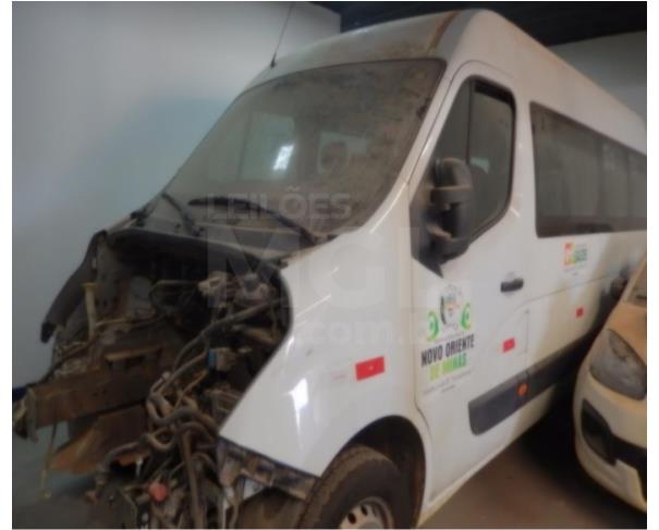 Foto de NOVO ORIENTE DE MINAS/MG- Micro-ônibus- Renault Revescap L3H2- 2019/2020