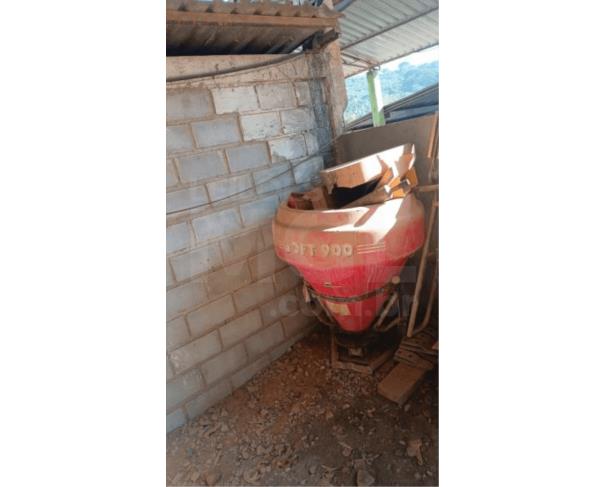 Foto de ORATÓRIOS/MG - Distribuidor de Fertilizantes e Sementes Nogueira, modelo SOFT 900