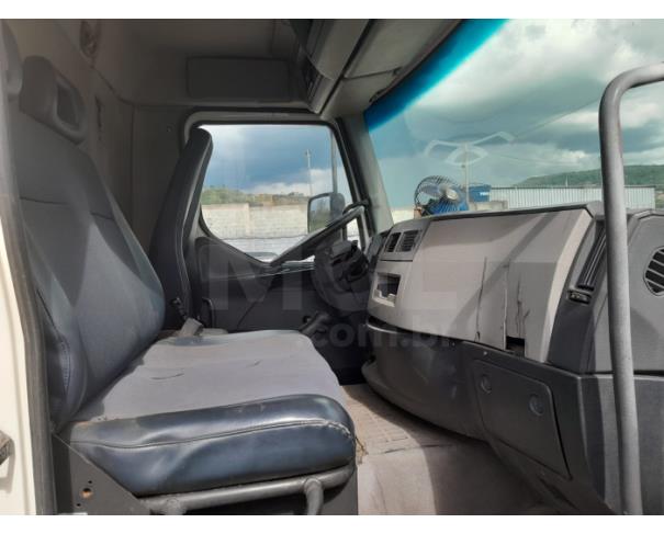 Foto de ITAÚNA MG  CAMINHÃO NO CHASSI - VOLVO VM 330 6X4 TRAÇADO
