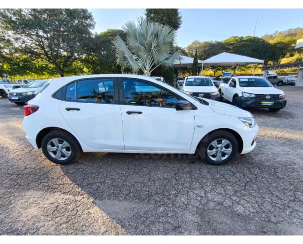Foto de ITAÚNA/MG- CHEVROLET ONIX HATCH 1.0 12V FLEX 5P MEC. 2023/2024- PA1332