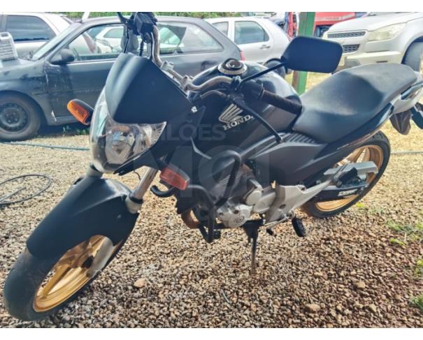 Foto de ARAXÁ/MG - Motocicleta HONDA CB 300R - 2009/2010 - CIRCULÁVEL