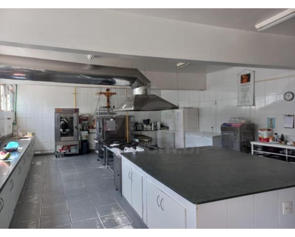 Foto de SANTO ANTÔNIO DO MONTE/MG – Salão de Eventos e seu terreno com a área de 416,58m², situado no bairro Mãe Chiquinha
