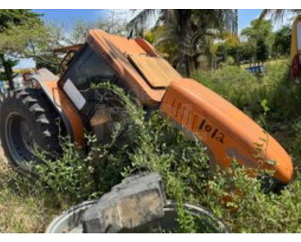 Foto de CAMPO DOS GOYTACAZES/RJ-Trator Agrícola Budny,modelo 10540
