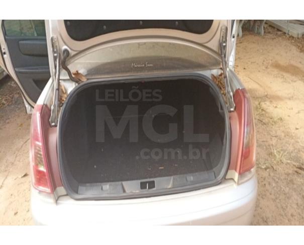 Foto de DRACENA/SP - CARRO - CitroenC4 Pallas 20GAF, ANO 2011/2011