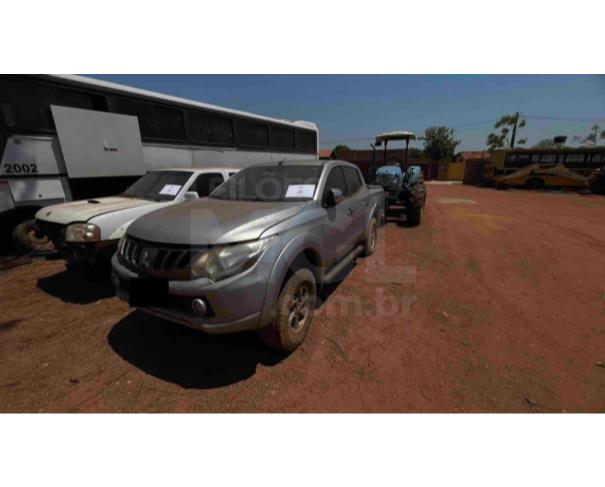Foto de SANDOLÂNDIA/TO -  Caminhonete Triton Sport HPE (Nacional),2019/2019, DIESEL 