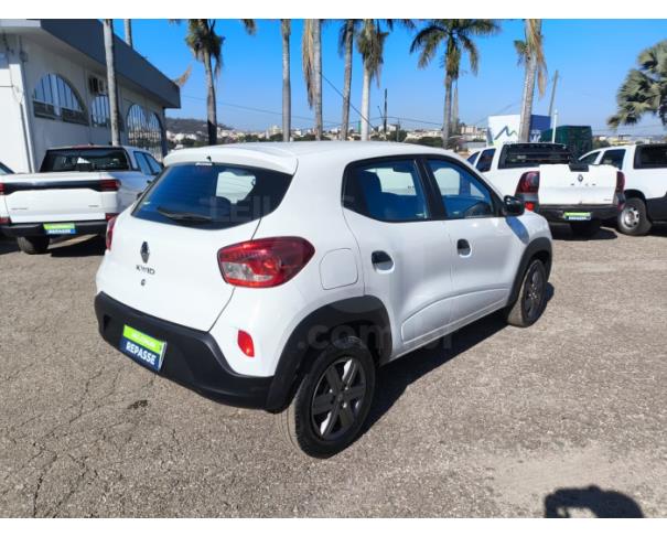 Foto de ITAÚNA/MG- RENAULT KWID ZEN 1.0 FLEX 12V 5P MEC. 2022/2023- PA13320