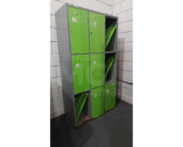 Foto de UBERLÂNDIA/MG - LOTE COMPOSTO POR MOBILIÁRIO, ELETRODOMÉSTICOS E EQUIPAMENTOS DIVERSOS 