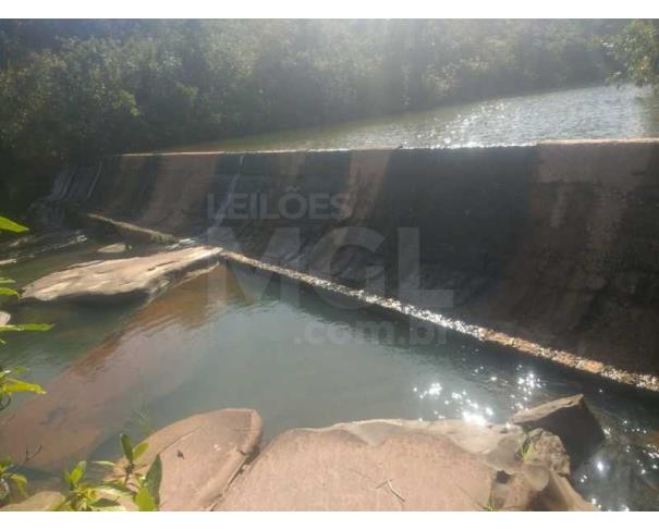 Foto de BRASILÂNDIA DE MINAS/MG — Fazenda Cachoeira 303.13.28 hectares (3.031.300m²) 