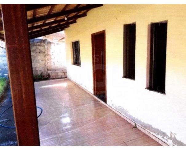 Foto de SÃO JOAQUIM DE BICAS/MG — Casa com 03 quartos no Bairro Tereza Cristina