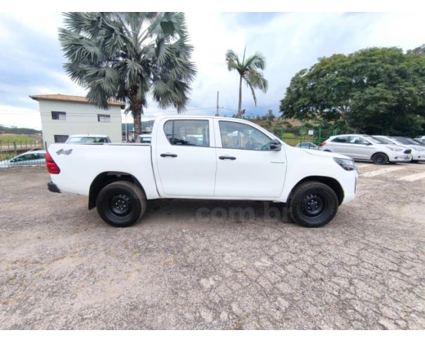 Foto de ITAÚNA/MG- TOYOTA HILUX CDLOWM4FD ANO 2024/20214- PA13222