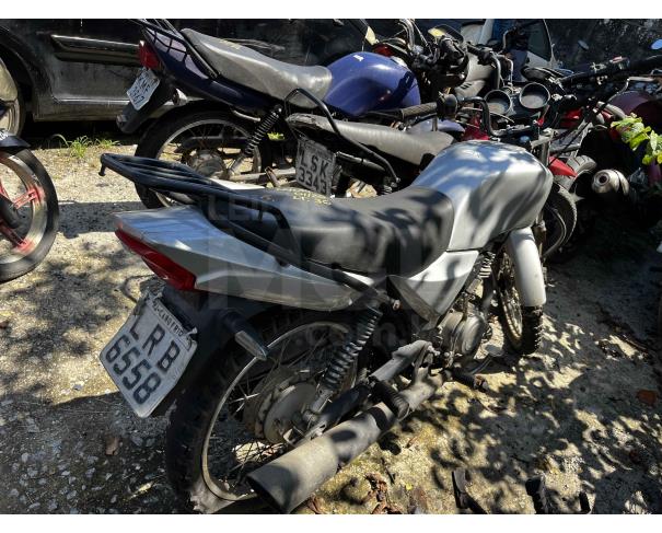 Foto de ANGRA DOS REIS/RJ-VEÍCULO CONSERVADO-TRAXX/JH125F-2011/2011