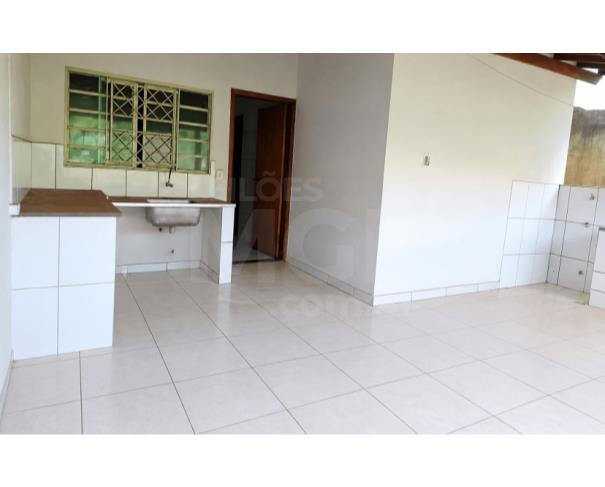 Foto de CAMPINA VERDE/MG – Casa residencial com a área de 104,89m², situado no bairro São Vicente
