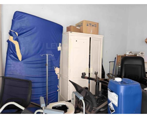 Foto de TIROS/MG - LOTE COMPOSTO POR MÓVEIS, EQUIPAMENTOS, ELETRÔNICOS E BENS DIVERSOS