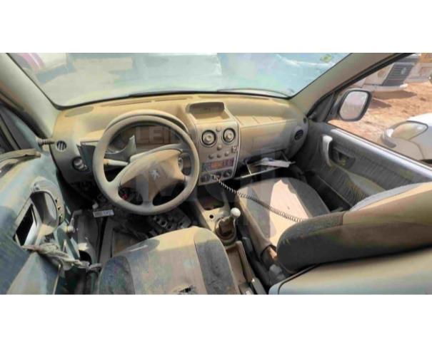Foto de SARDOÁ/MG - Peugeot Partner GRE Ambulância, 2018/2019, FLEX, BRANCA