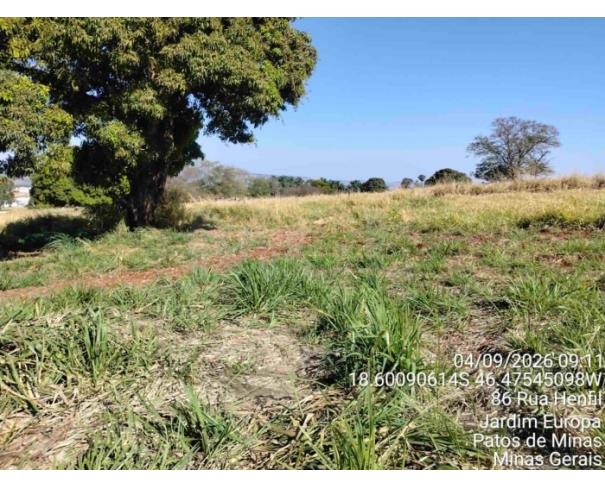 Foto de PATOS DE MINAS/MG - Lote urbano com área de 9.757,28 m², localizado no bairro Morada da Serra
