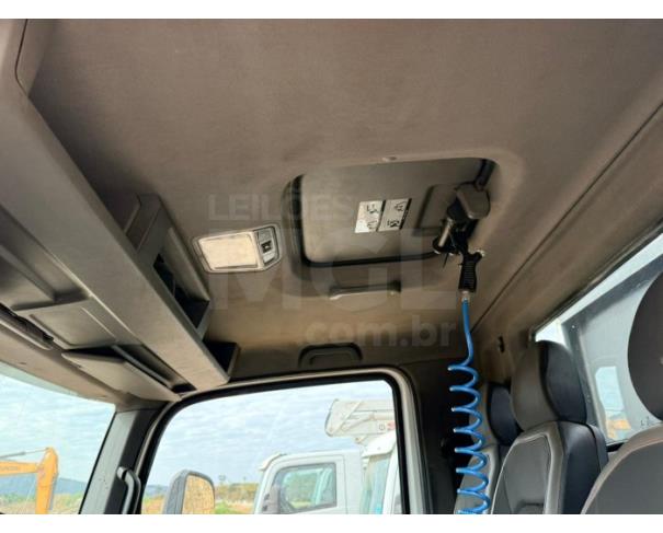 Foto de BELO HORIZONTE/MG - CAMINHÃO - VW  11.180 DRC 4X2 - ANO: 2021 - PA