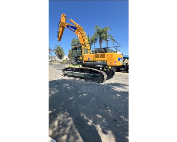 Foto de CONTAGEM/MG - ESCAVADEIRA - 50T HYUNDAI R500LC-7 - ANO: 2010/2010 - PA13065