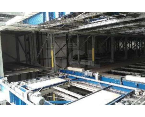 Foto de FLORIANÓPOLIS/SC - Prédio Comercial com 9.734,00m² em terreno de 1.204,71m²  no Centro