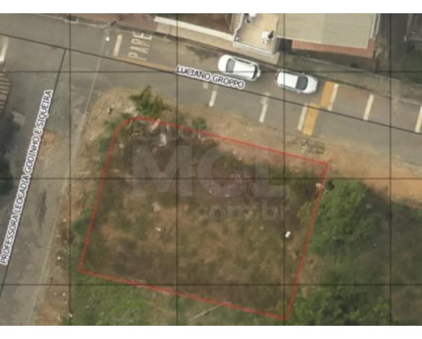Foto de UBÁ/MG - Lote com 360,00m² esquina com a Rua Sete no Bairro Jardim Inês Groppo