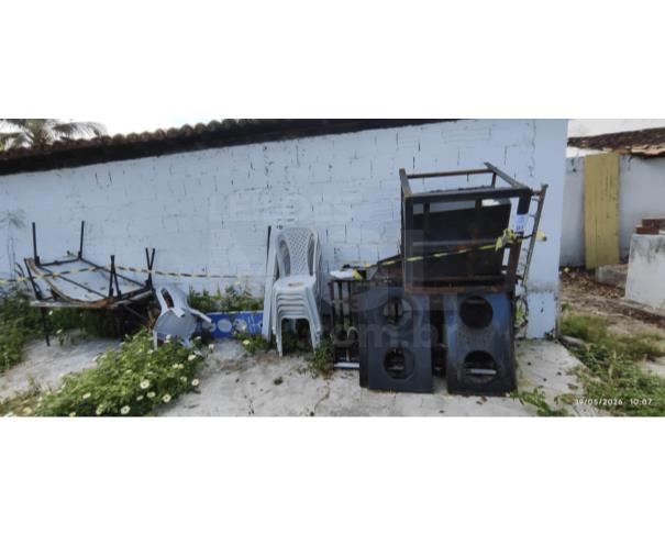 Foto de SENADOR POMPEU/CE - Lote de Mesas, Cadeiras, Carteiras Escolares entre outros