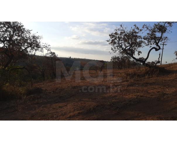 Foto de JUATUBA/MG — Terreno com 2.49.60 hectares (24.900m²), às margens da MG-050