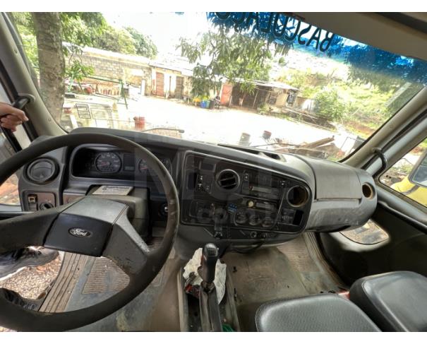 Foto de VISCONDE DO RIO BRANCO/MG- Caminhão Ford/Cargo 1717 CN, Pipa- 2011/2012