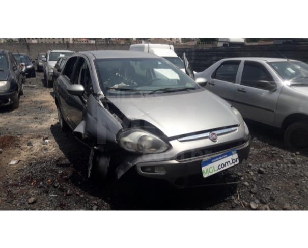 Foto de ITAÚNA/MG - FIAT PUNTO ESSEN. 1.6 DL