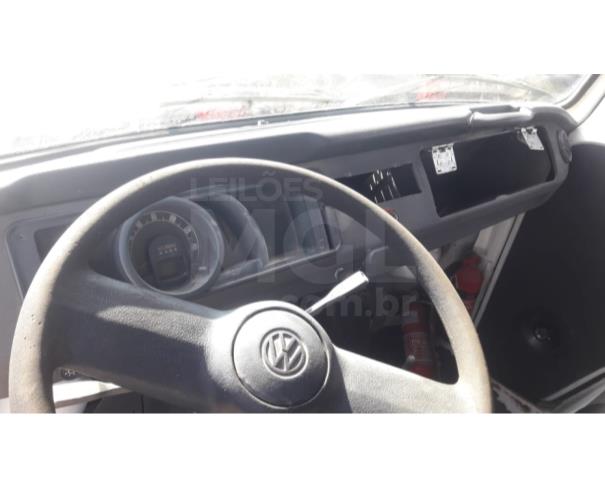 Foto de ITAÚNA/MG - CARRO - VW - VOLKSWAGEN / KOMBI 2009/2010