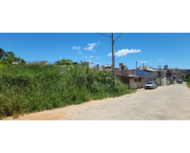 Foto de OLIVEIRA/MG IMÓVEL SITUADO NO BAIRRO ACÁCIO RIBEIRO COM ÁREA DE 438,00 M2