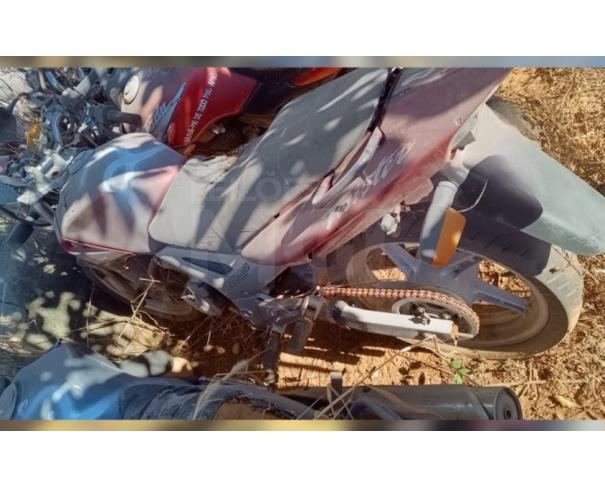 Foto de ABADIA/GO - SUCATA - HONDA CBX 250 TWISTER - 2004/2004