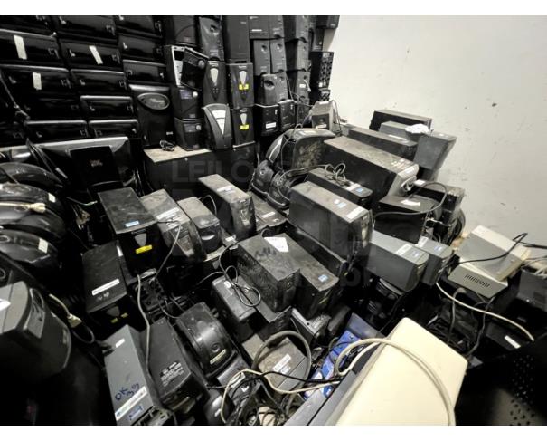 Foto de LAVRAS/MG - MATERIAL DE INFORMÁTICA 