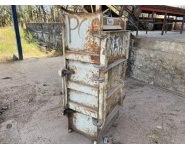 Foto de IGUATAMA/MG - Prensa Hidráulica marca Kubitz.