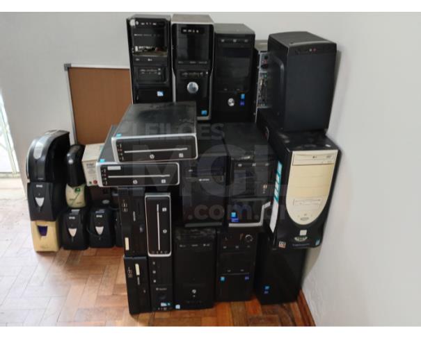 Foto de NOVA BRÉSCIA/RS - Material de informática/diversos
