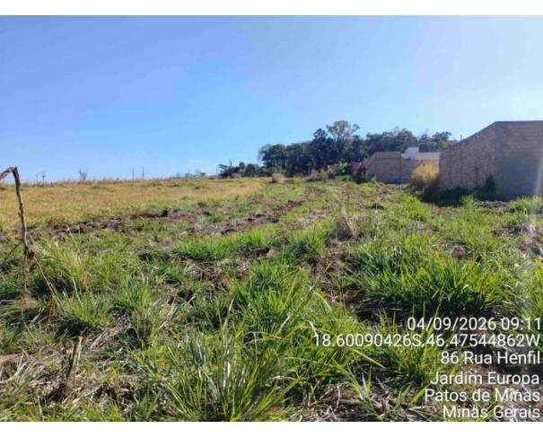 Foto de PATOS DE MINAS/MG - Lote urbano com área de 9.757,28 m², localizado no bairro Morada da Serra