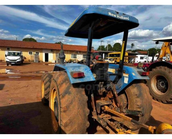 Foto de TIROS/MG - Trator Agrícola New Holland, modelo TT4030